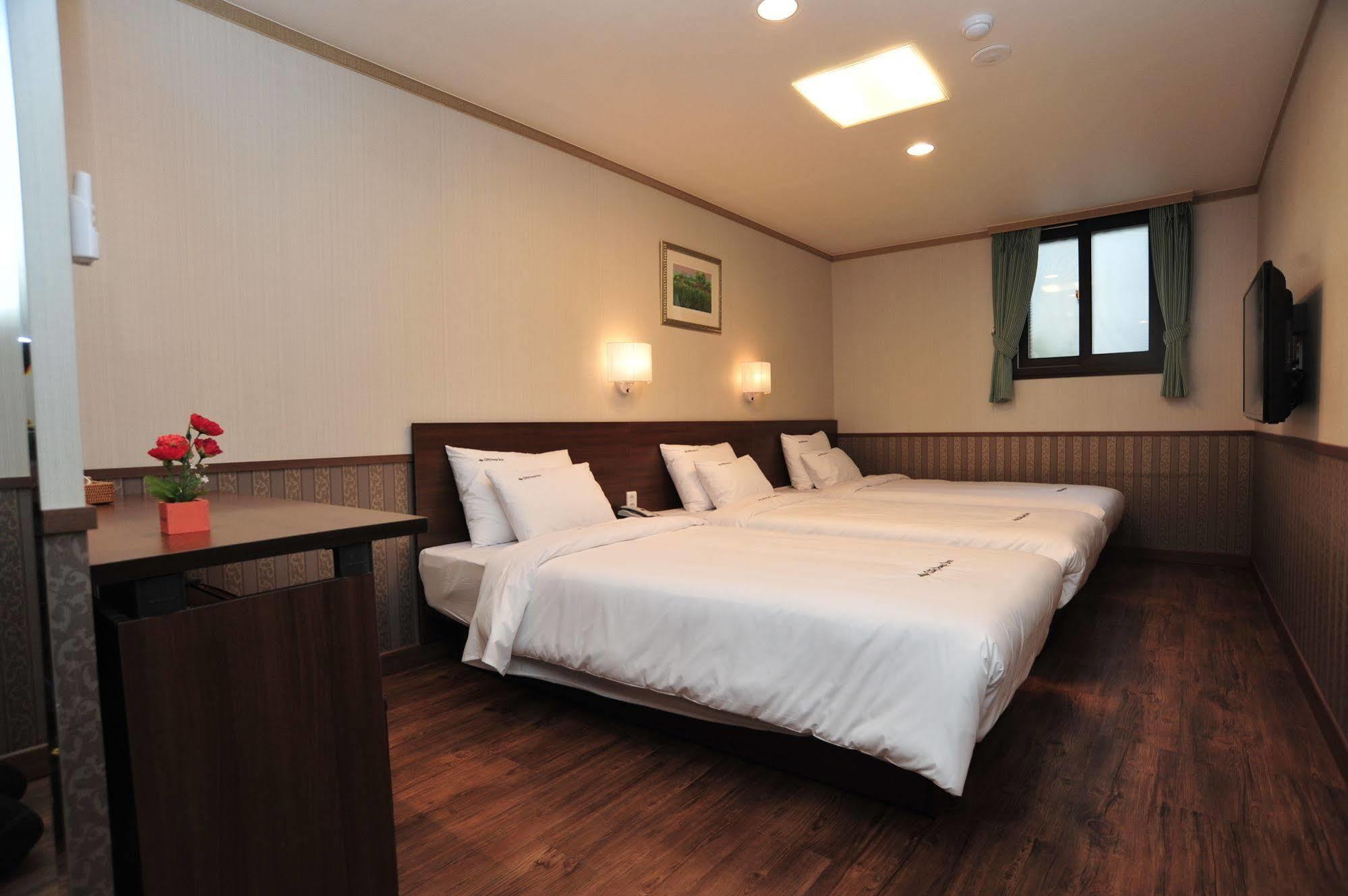 Global Inn Seoul Dongdaemun City Days Inn Exterior foto