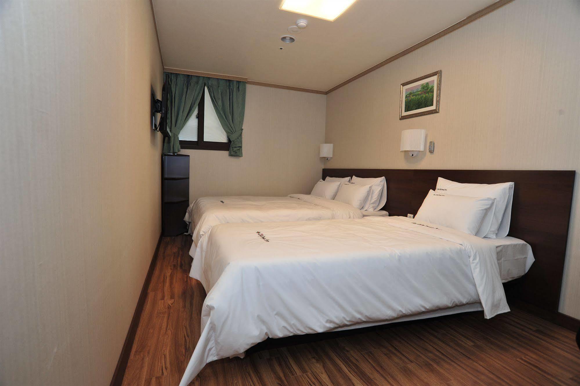Global Inn Seoul Dongdaemun City Days Inn Exterior foto