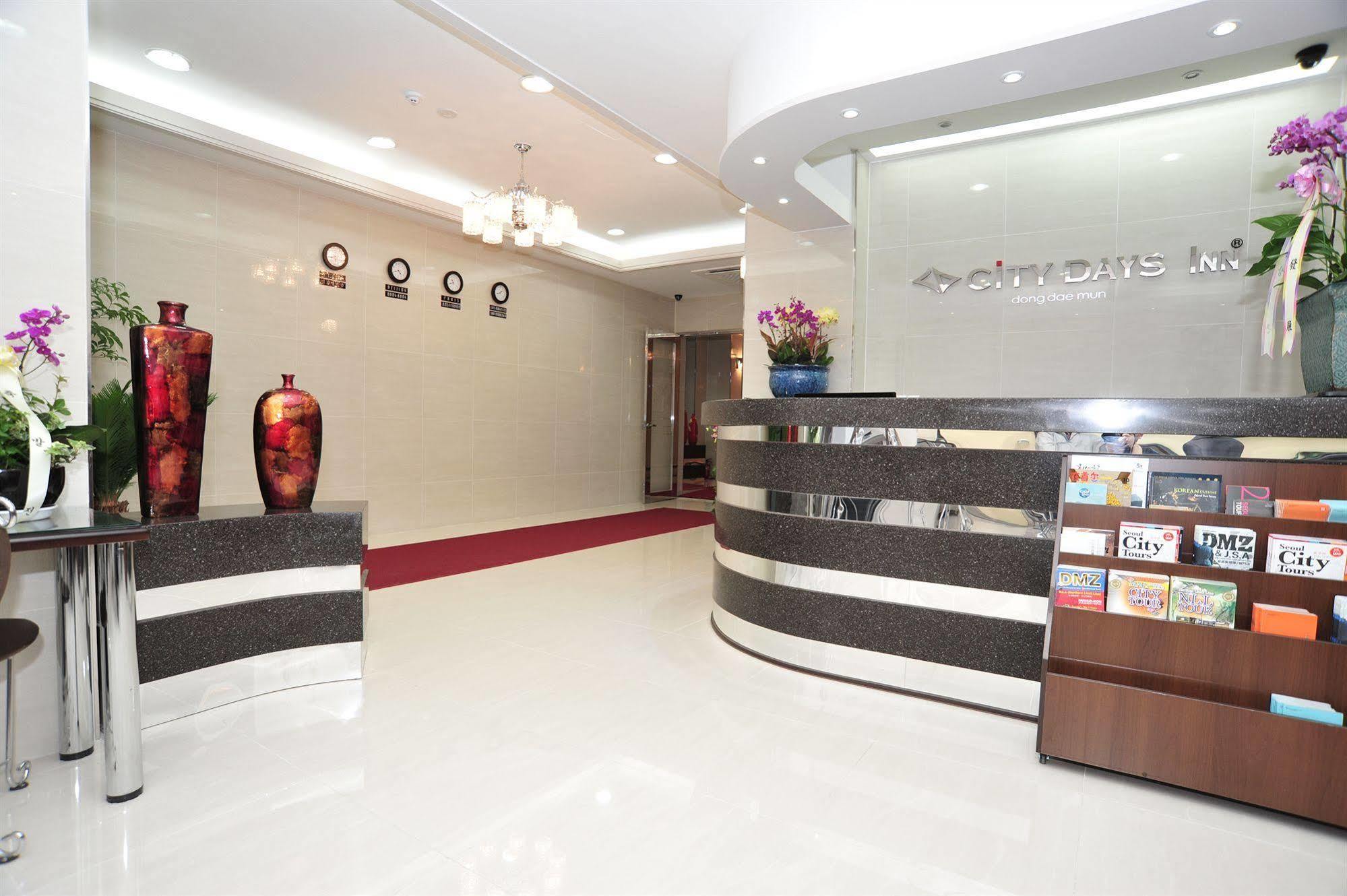 Global Inn Seoul Dongdaemun City Days Inn Exterior foto