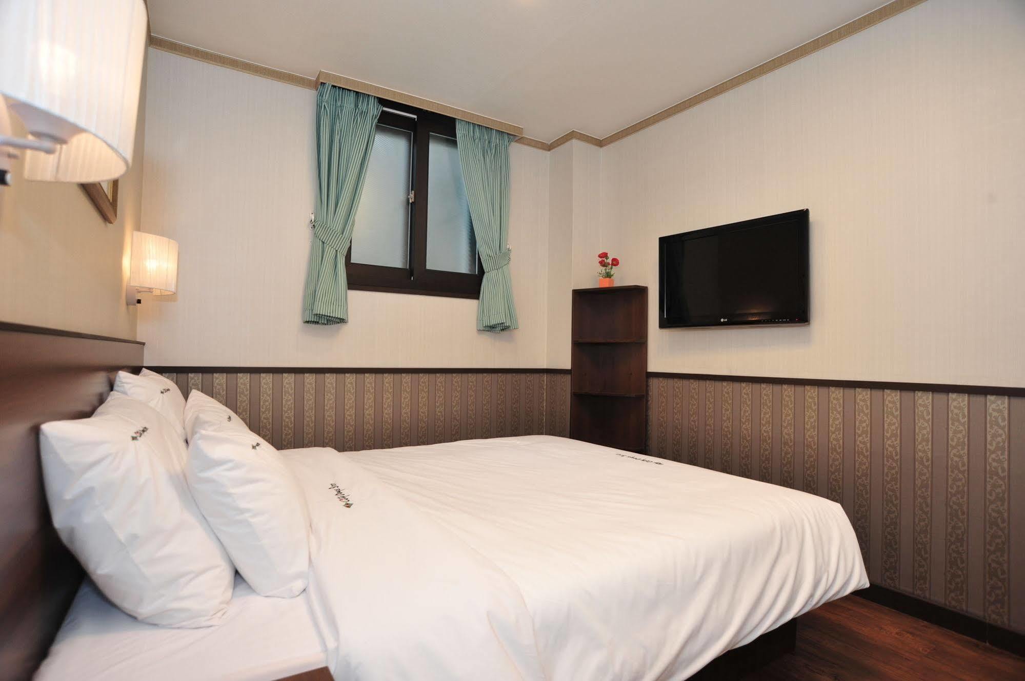 Global Inn Seoul Dongdaemun City Days Inn Exterior foto