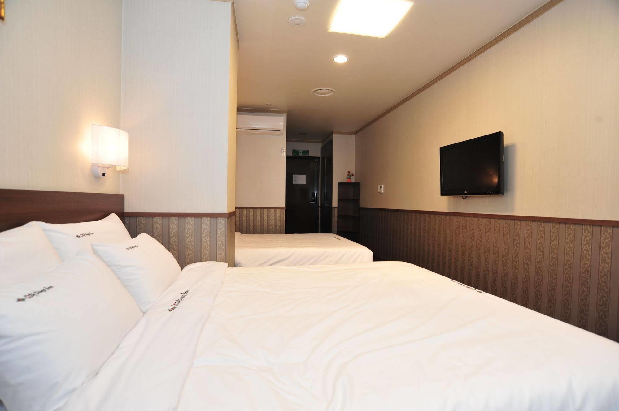 Global Inn Seoul Dongdaemun City Days Inn Exterior foto